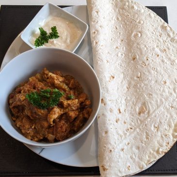 Chicken Almond Curry